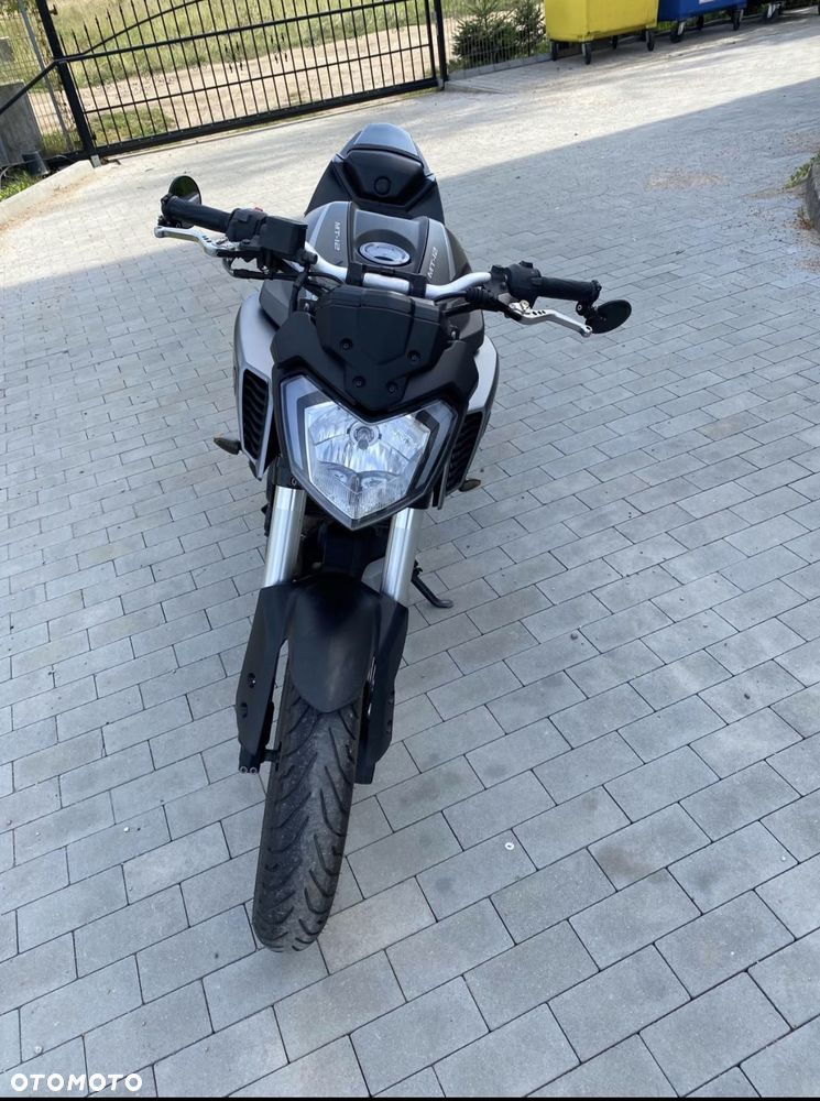 Yamaha MT - 7
