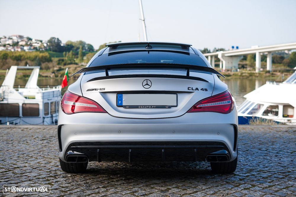 Mercedes-Benz CLA 45 AMG 4Matic Speedshift DCT 7G Night Edition - 11