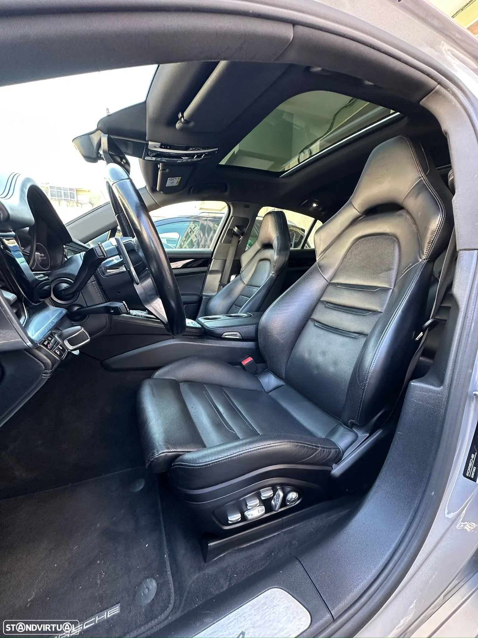 Porsche Panamera 4 E-Hybrid Platinum Edition com PDLS - 13