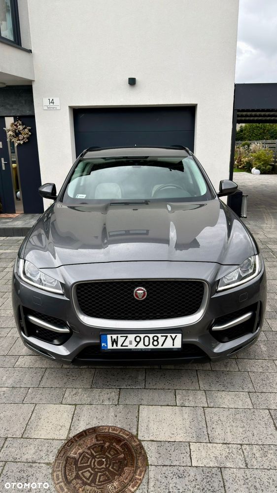 Jaguar F-Pace 2.0 i4D AWD R-Sport - 2