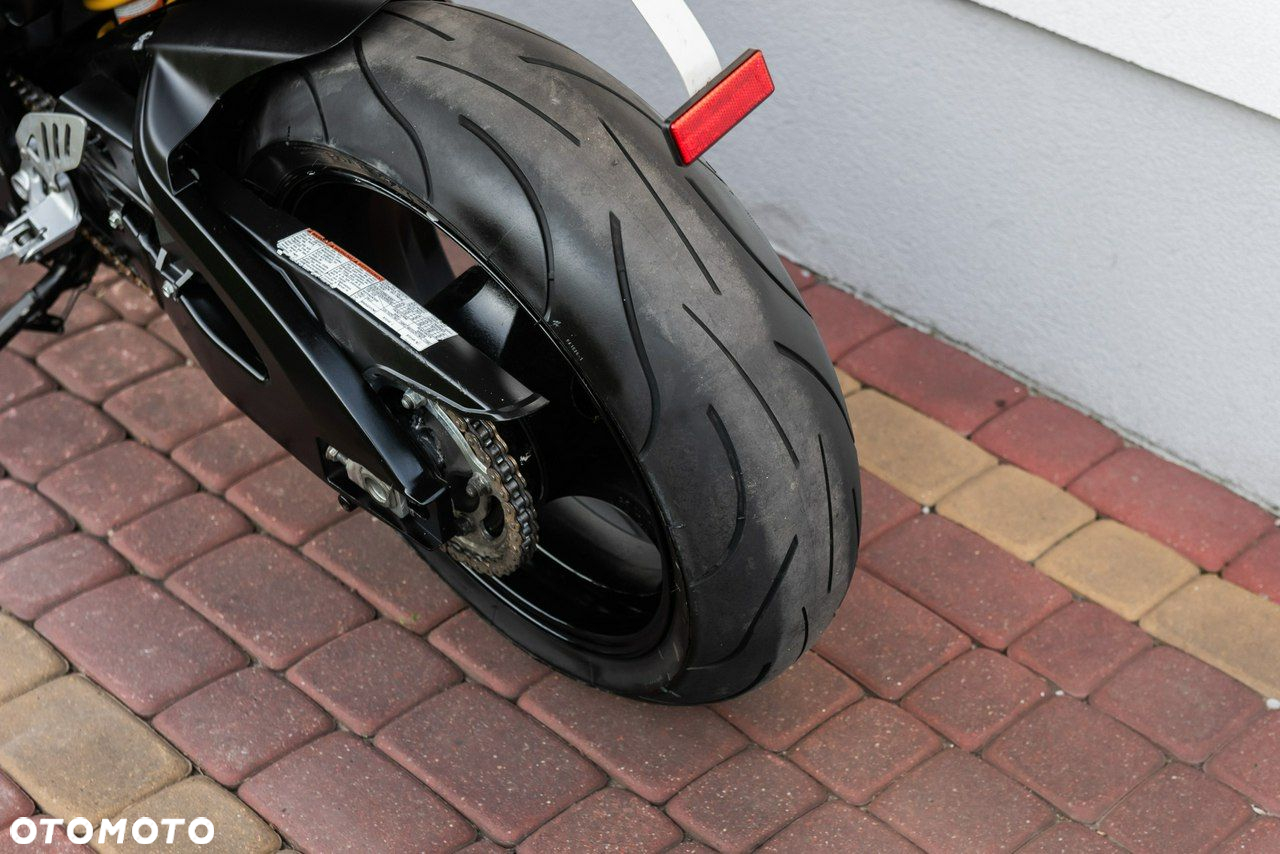 Suzuki GSX-R - 9