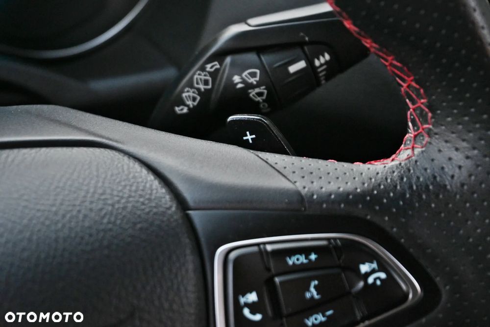 Ford Kuga 1.5 EcoBoost FWD ST-Line ASS GPF - 32