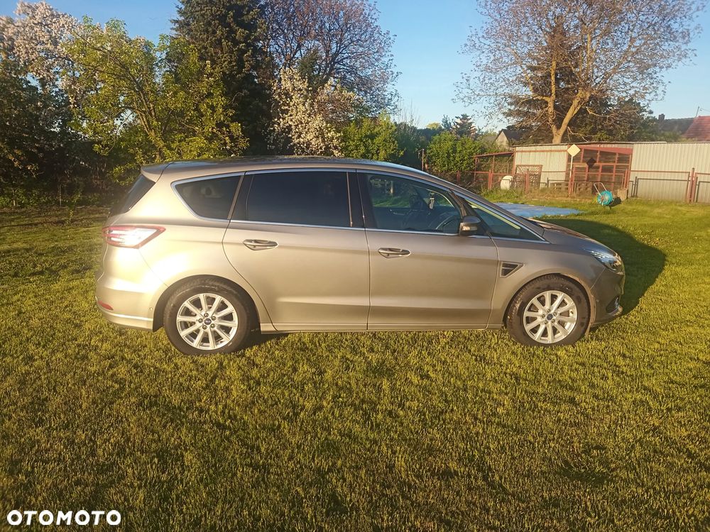 Ford S-Max - 9