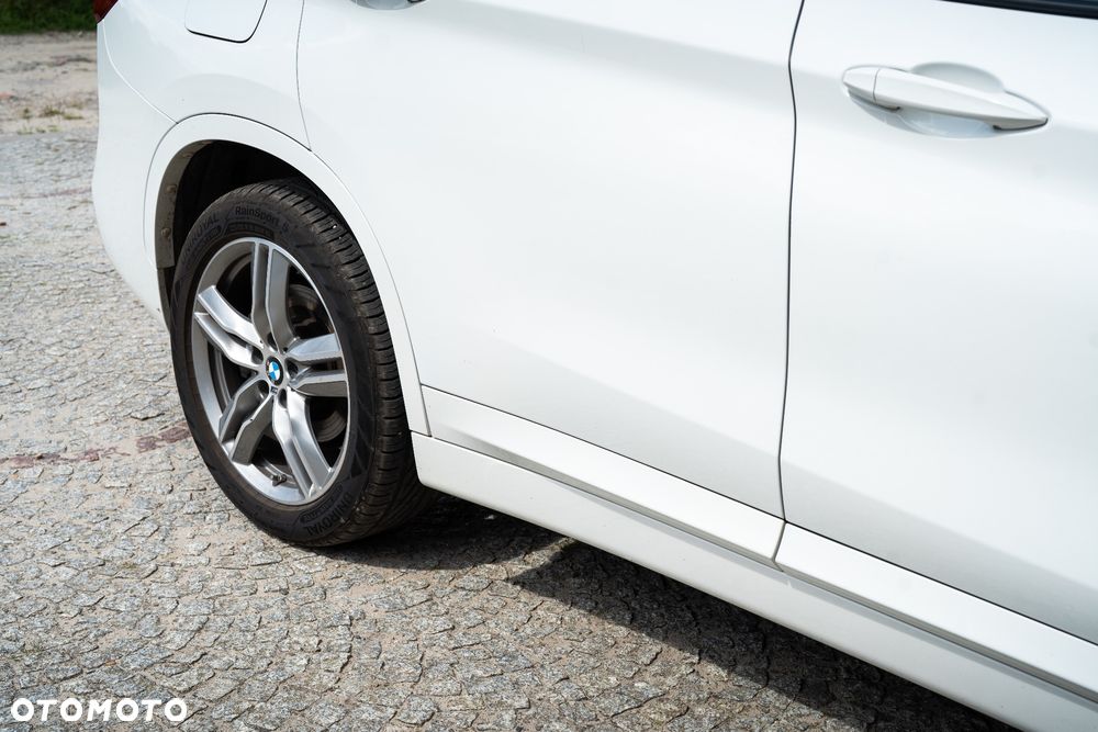 BMW X1 xDrive25d M Sport - 4