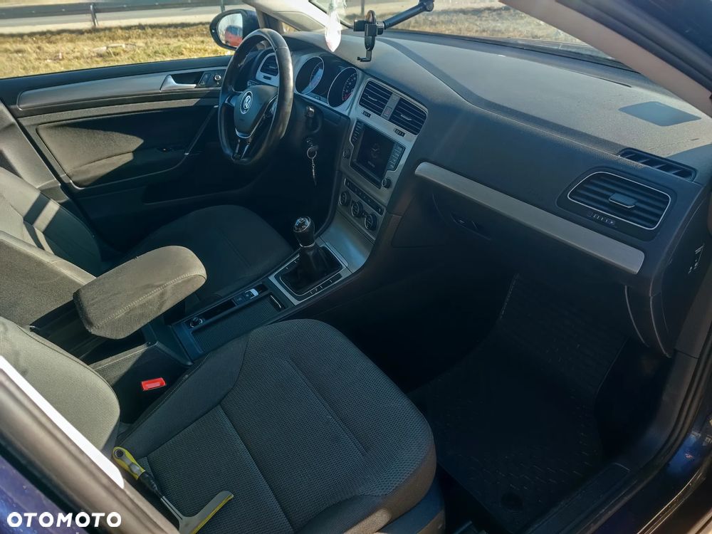 Volkswagen Golf 1.6 TDI BlueMotion Trendline - 5