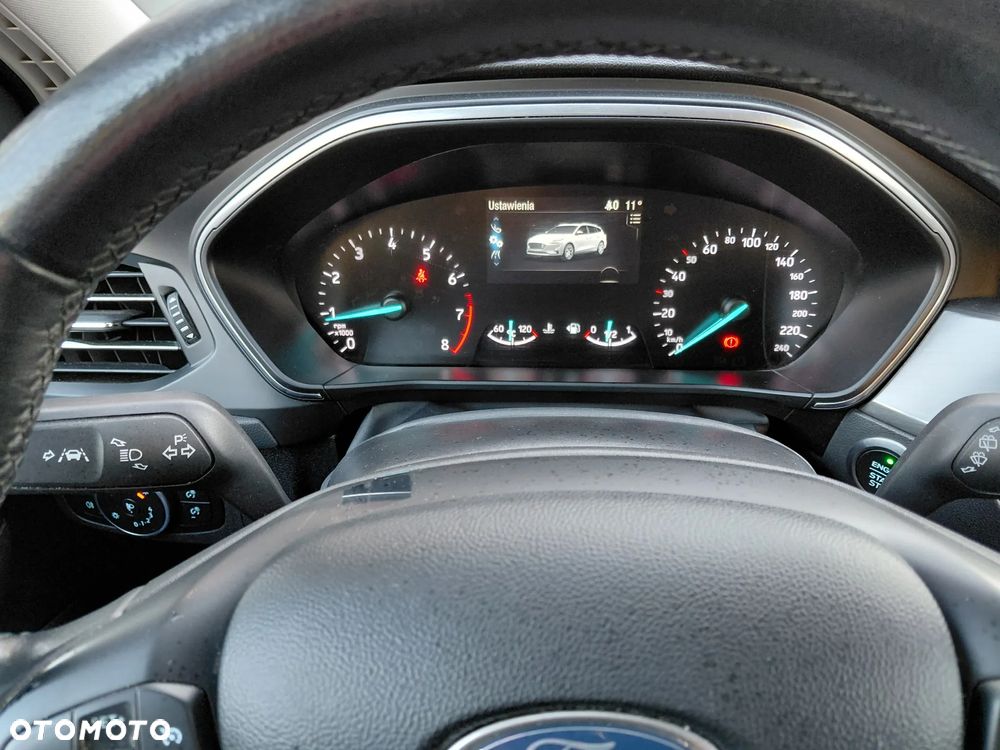 Ford Focus 1.5 EcoBoost Titanium - 21