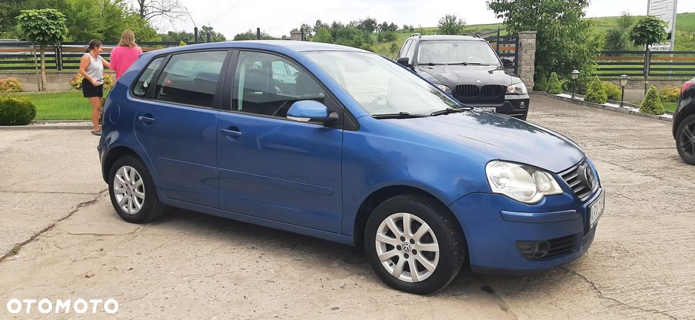 Volkswagen Polo - 2