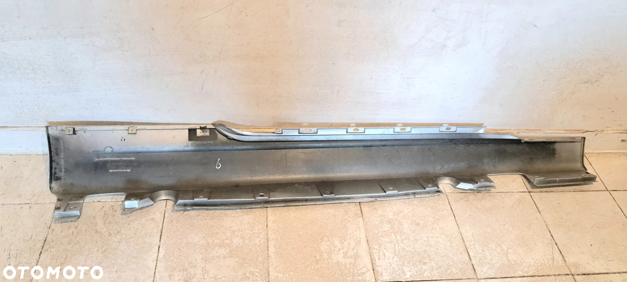LISTWA PROGOWA ZEWNĘTRZNA LEWA PRÓG BMW 6 E63 E64 - 2