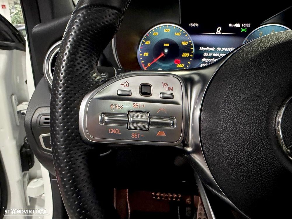 Mercedes-Benz GLC 300 de 4Matic - 38