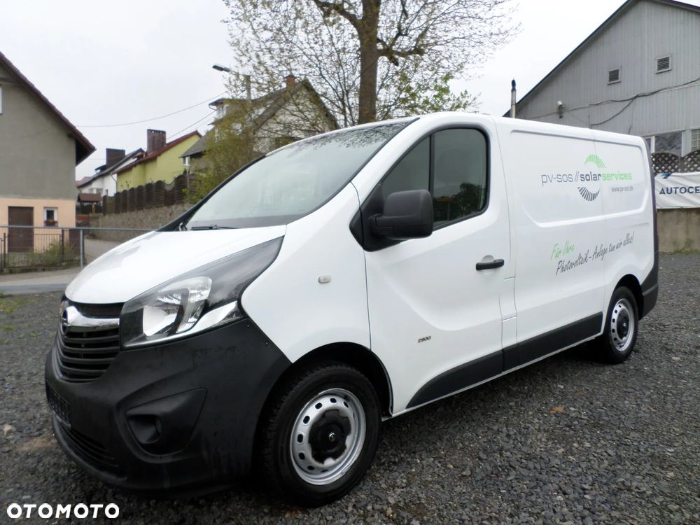 Opel Vivaro - 1