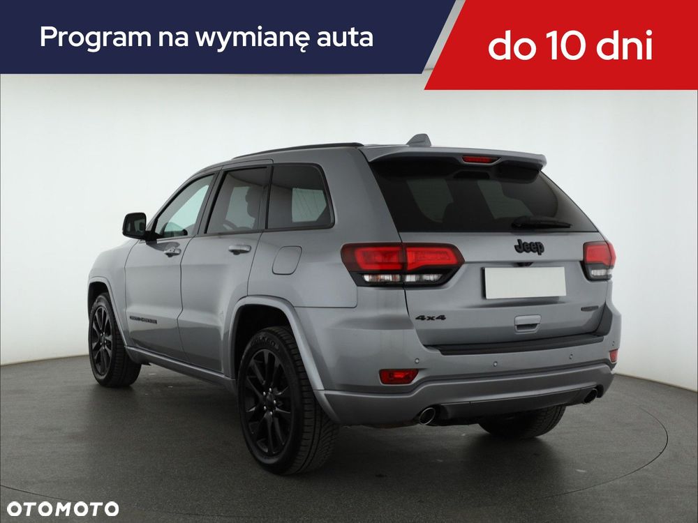 Jeep Grand Cherokee - 6