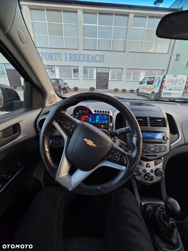 Chevrolet Aveo 1.4 16V LT EU5 - 11