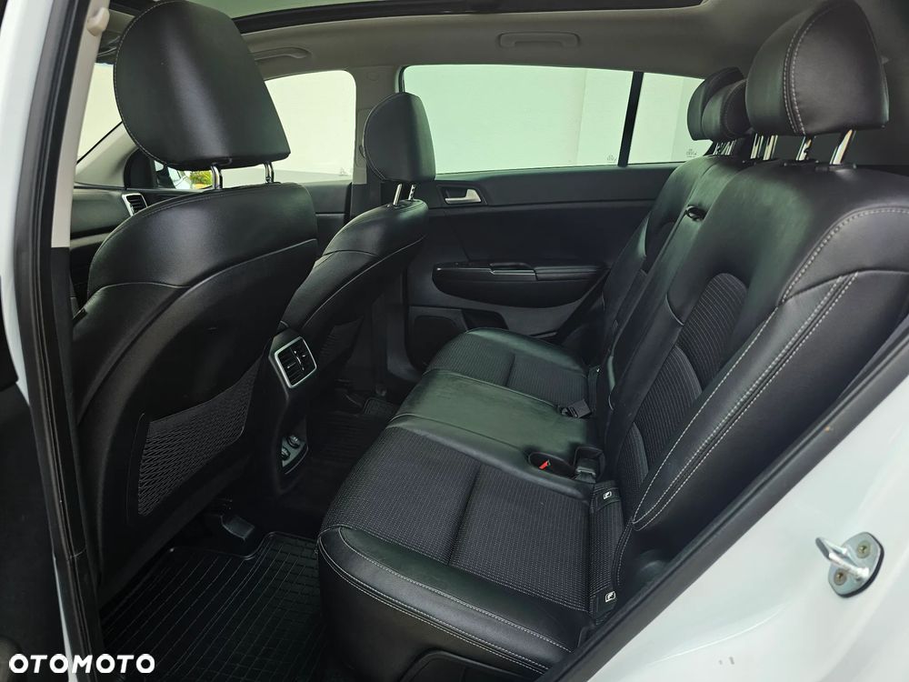 Kia Sportage 2.0 CRDI 2WD Attract - 12