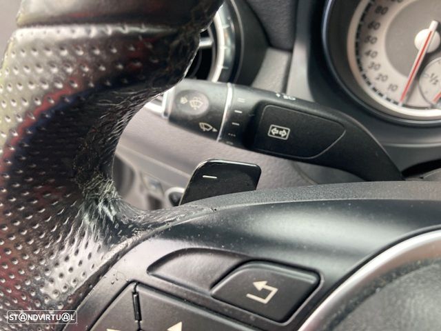 Mercedes-Benz CLA 220 CDI Urban Aut. - 23