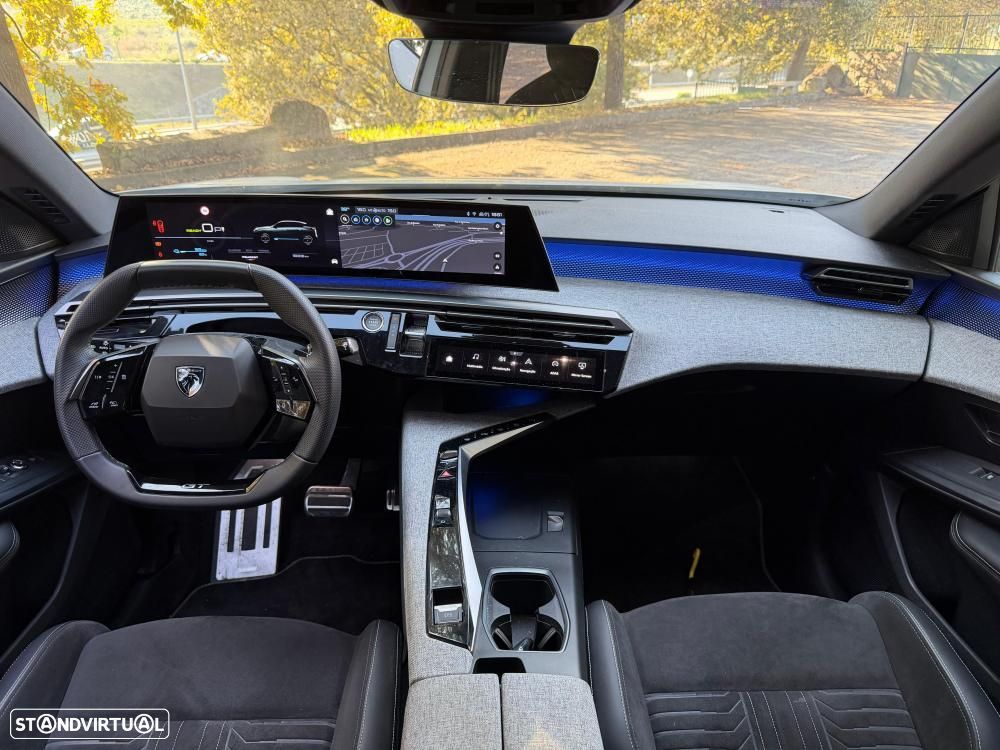 Peugeot E-3008 73 kWh GT - 10