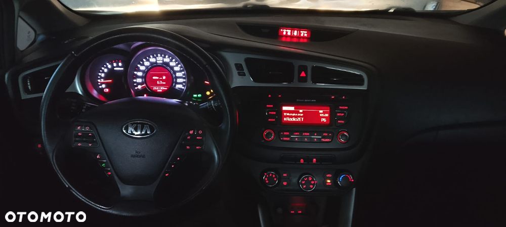 Kia Ceed 1.6 Crdi Comfort + - 8