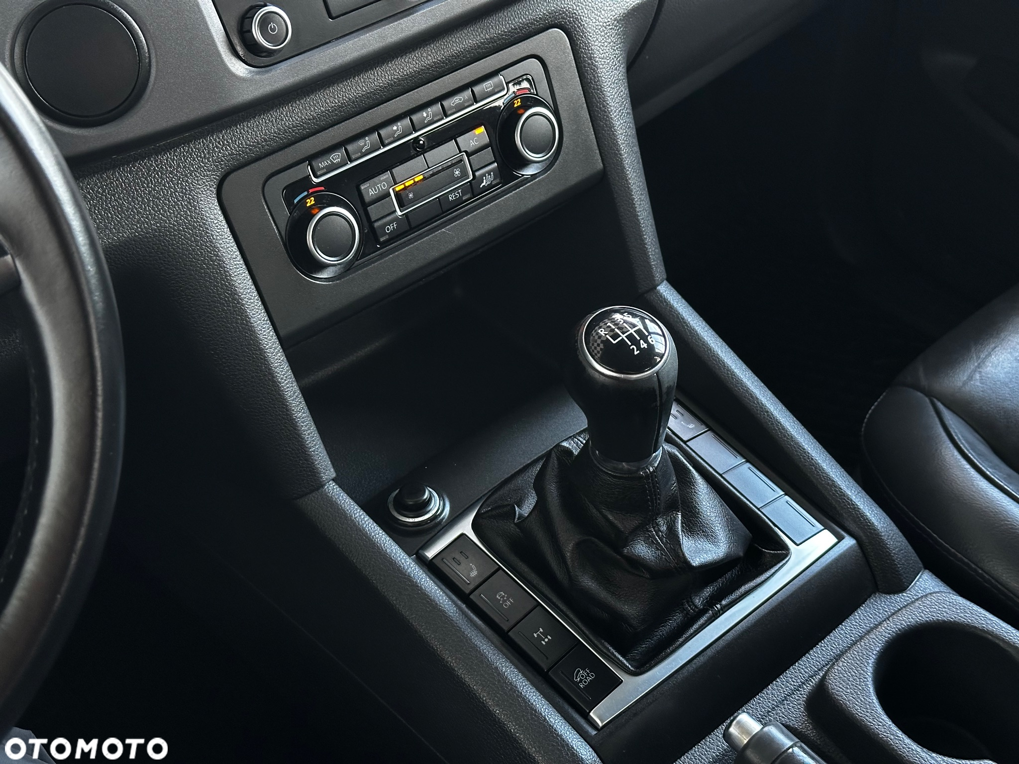 Volkswagen Amarok - 29