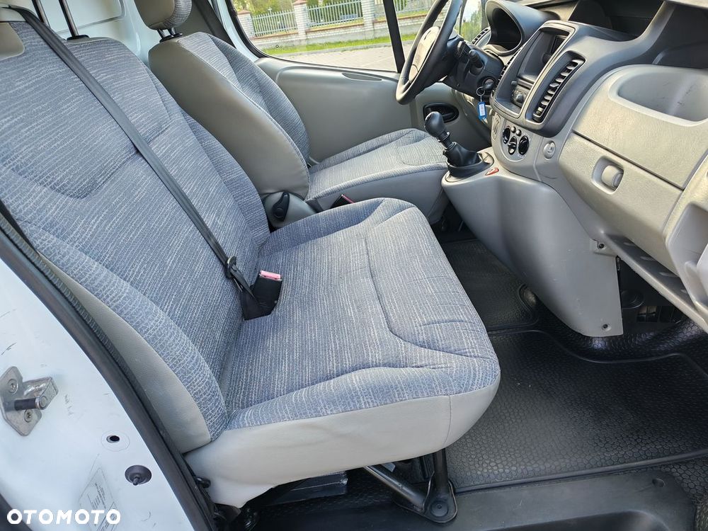 Renault TRAFIC - 16
