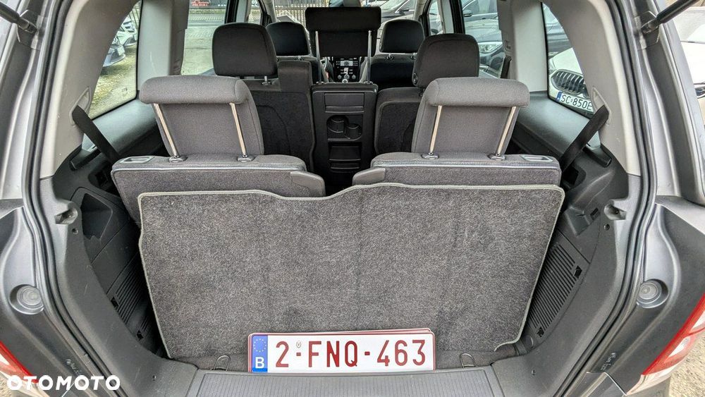 Opel Zafira - 35