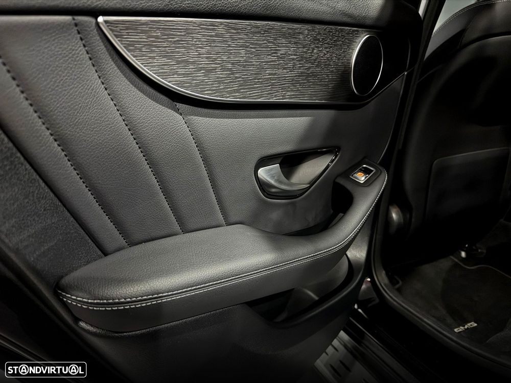 Mercedes-Benz GLC 300 de 4Matic 9G-TRONIC AMG Line - 39