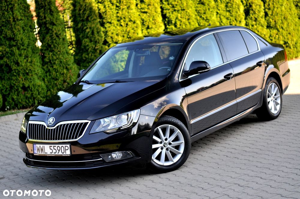 Skoda Superb 2.0 TDI 4x4 Ambition DSG - 4