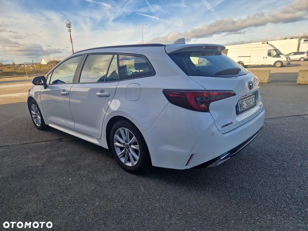 Toyota Corolla 1.8 Hybrid Comfort - 6
