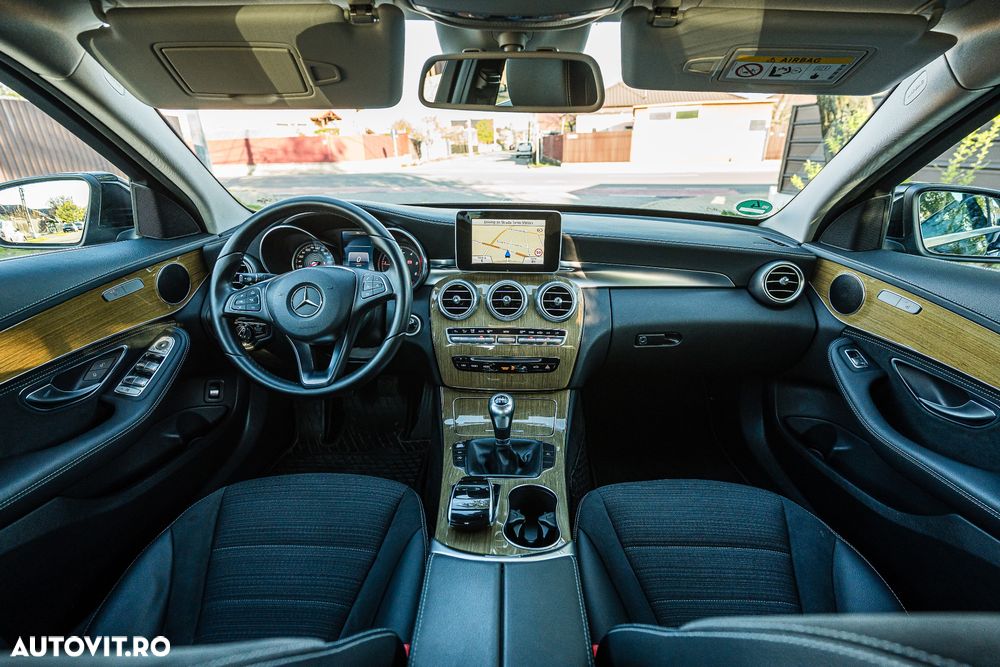 Mercedes-Benz C - 9