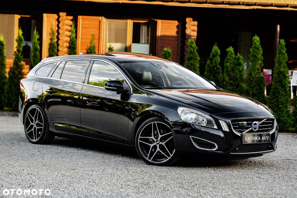 Volvo V60 T6 AWD Geartronic Summum - 6