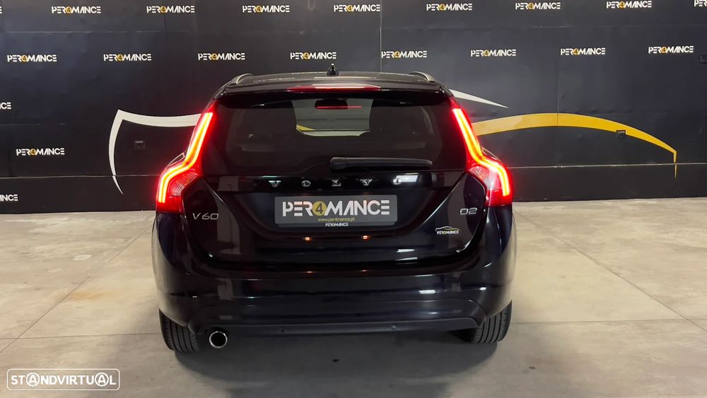 Volvo V60 DRIVe Momentum - 13