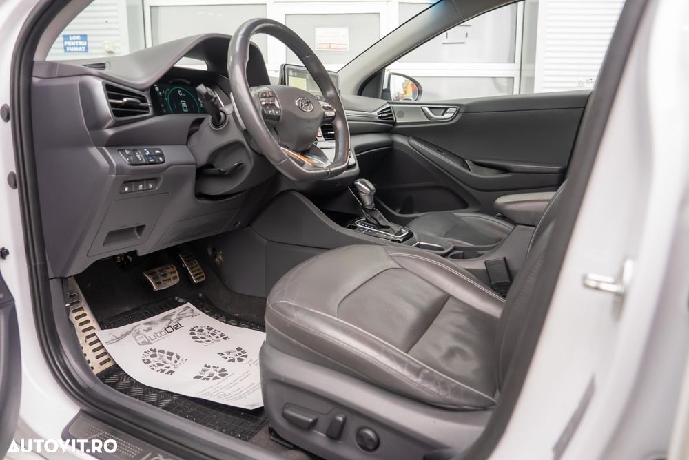 Hyundai IONIQ 1.6 GDI Premium - 14