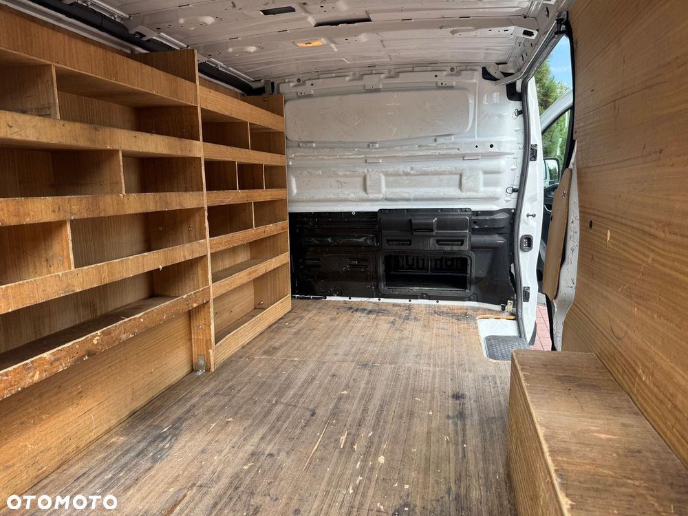 Renault Trafic - 27