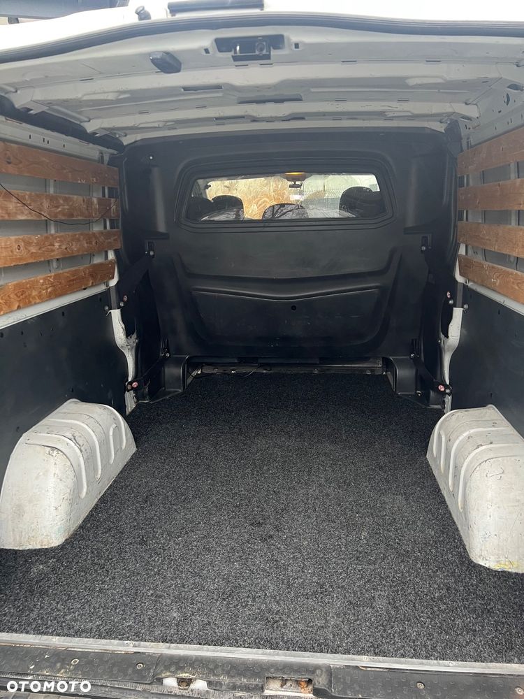 Renault Trafic - 11