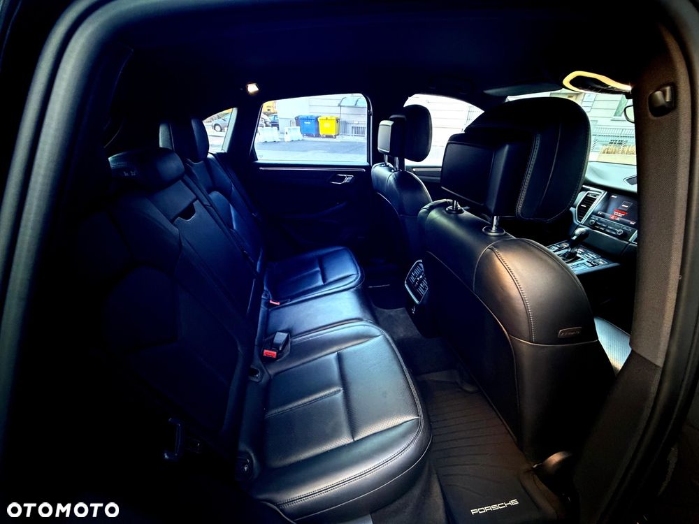 Porsche Macan - 27