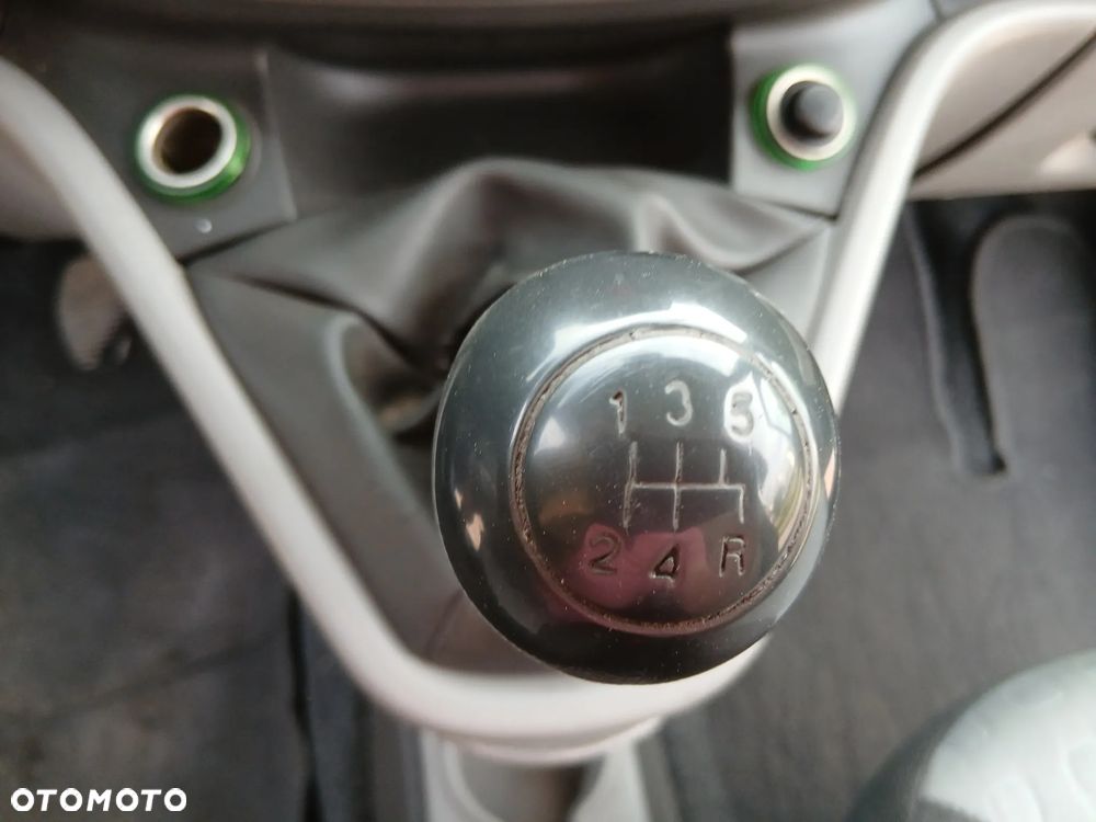 Fiat Doblo 1.9 JTD Family - 13