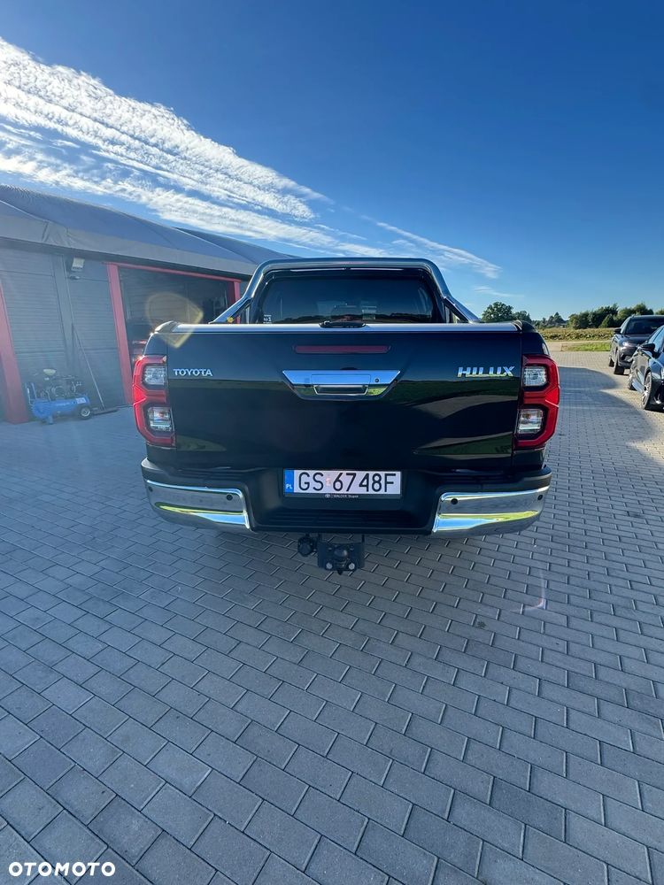 Toyota Hilux 2.8 D-4D Double Cab SR5+ 4x4 - 4