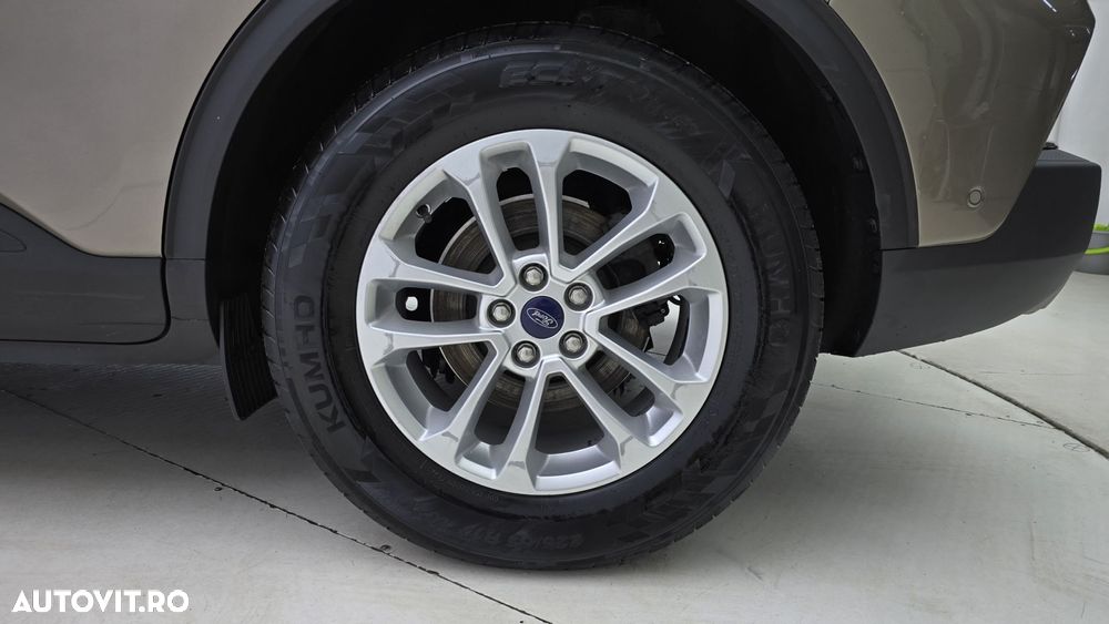 Ford Kuga - 22