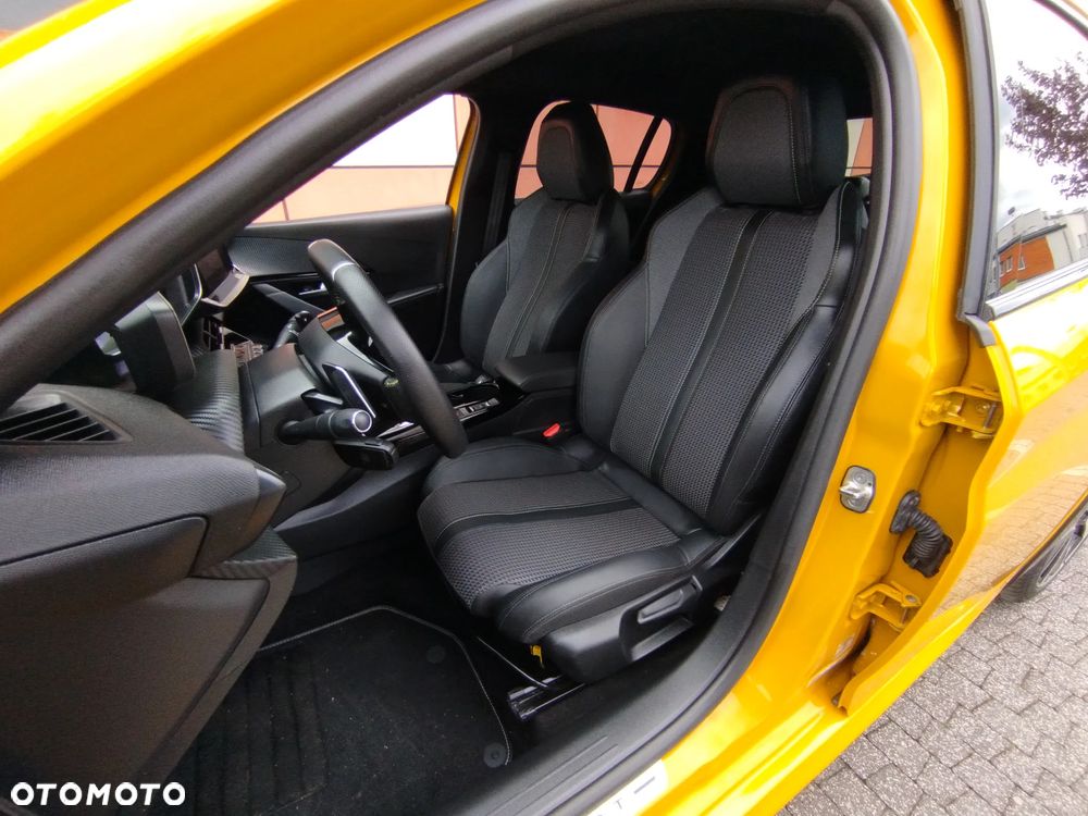 Peugeot 208 PureTech 130 EAT8 GT Pack - 9