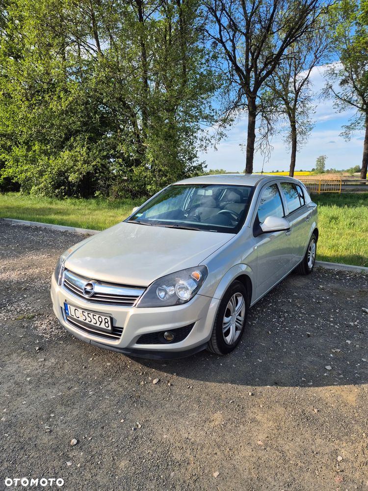 Opel Astra 1.6 EU5 - 1