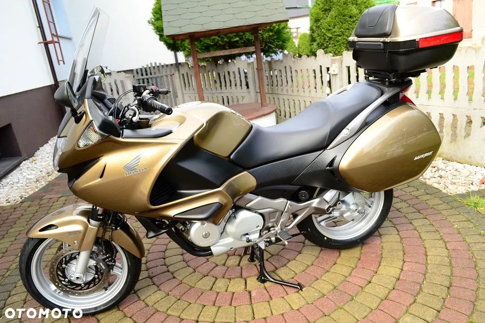 Honda NTV - 31