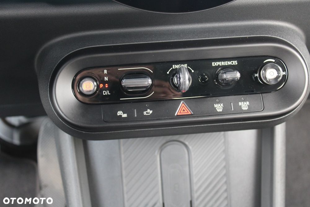 MINI Cooper S Favoured Trim - 30