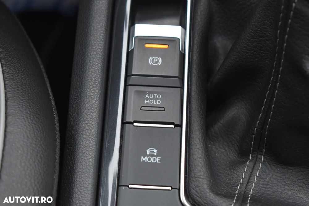 Volkswagen Tiguan 1.4 eHybrid OPF DSG R-Line - 38