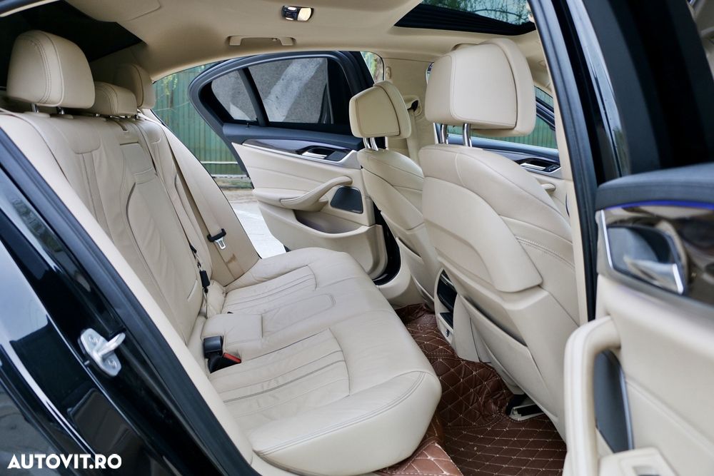 BMW Seria 5 520d Aut. Luxury Line - 13