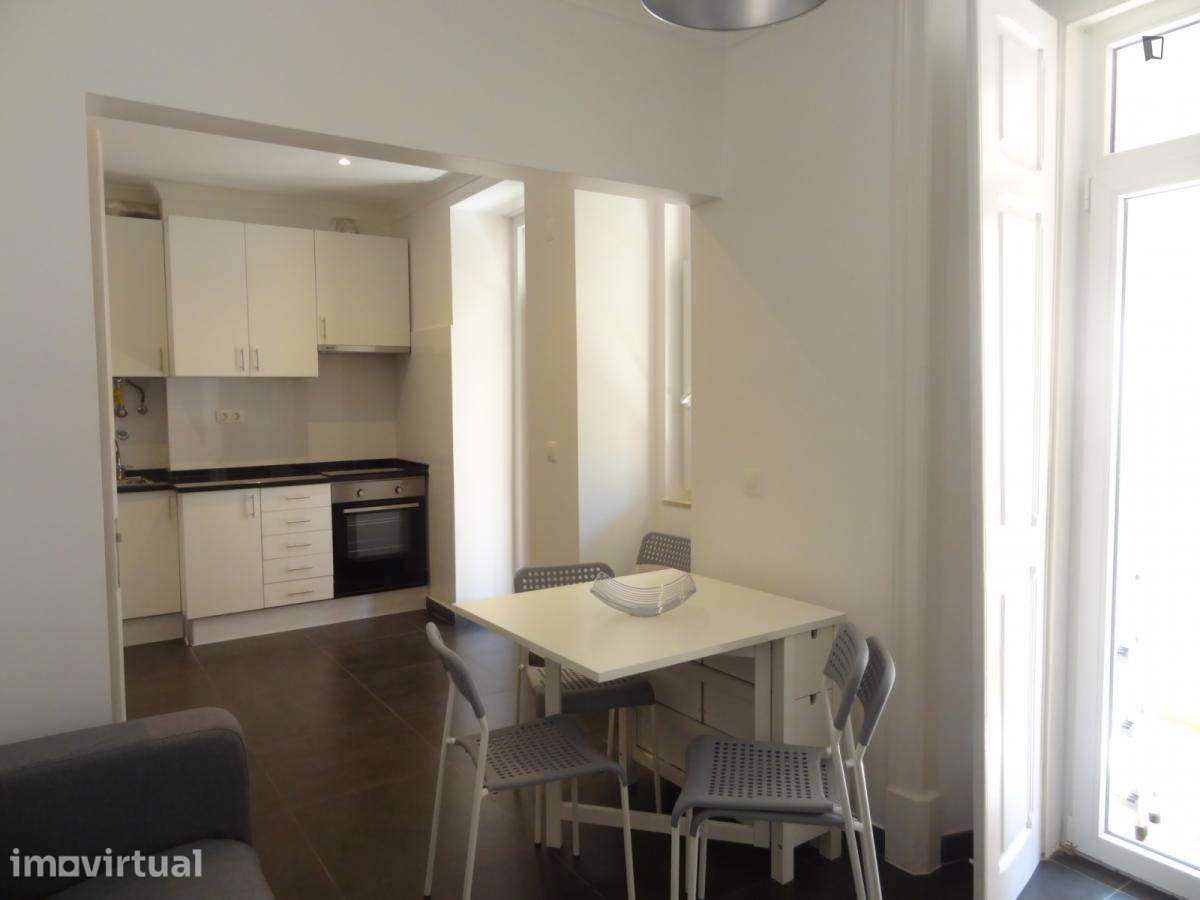 Quarto - localizado em Penha de França Lisbon - Grande imagem: 5/7