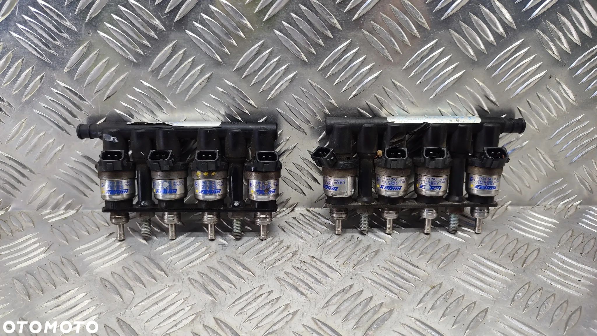 LISTWA WTRYSKOWA WTRYSKIWACZE KEIHIN ZOLTE LPG GAZ PRINS VSI 8 CYL - 1