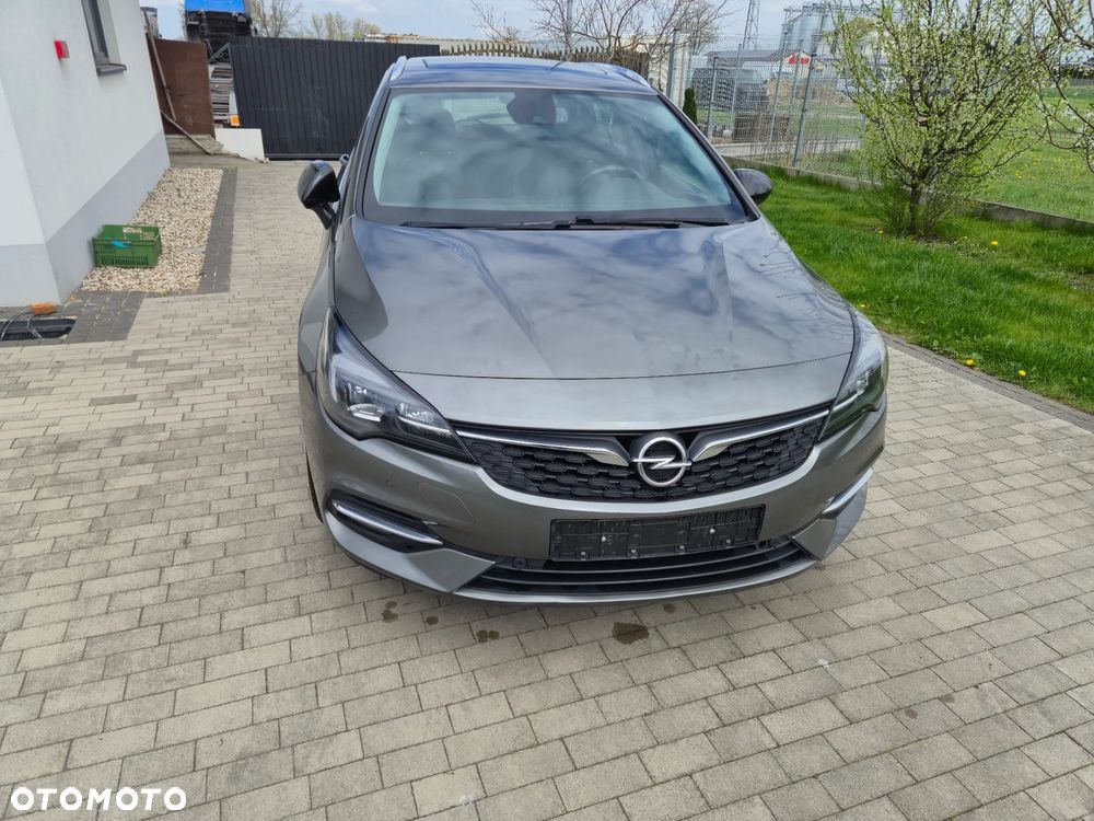 Opel Astra 1.5 D Start/Stop Business Elegance - 2