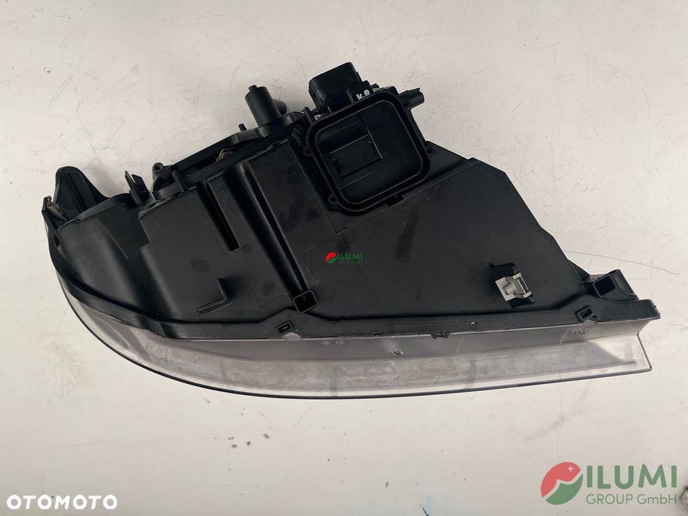 BMW 3er E-90 Lift Reflektor Lewy 7202583 - 10