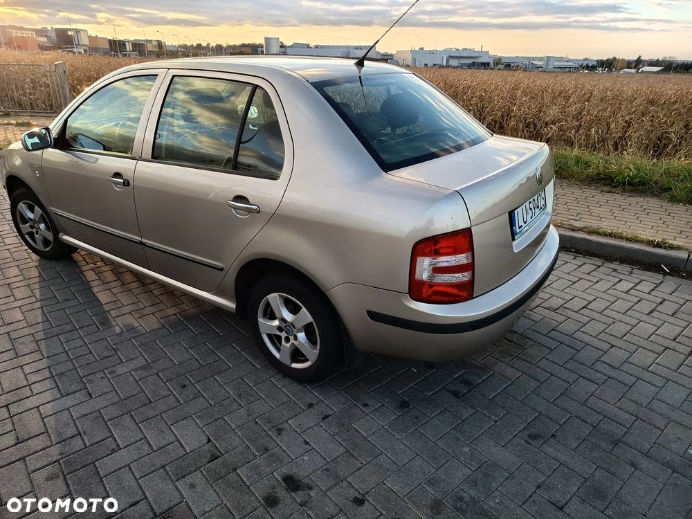 Skoda Fabia 1.4 16V Ambiente - 3