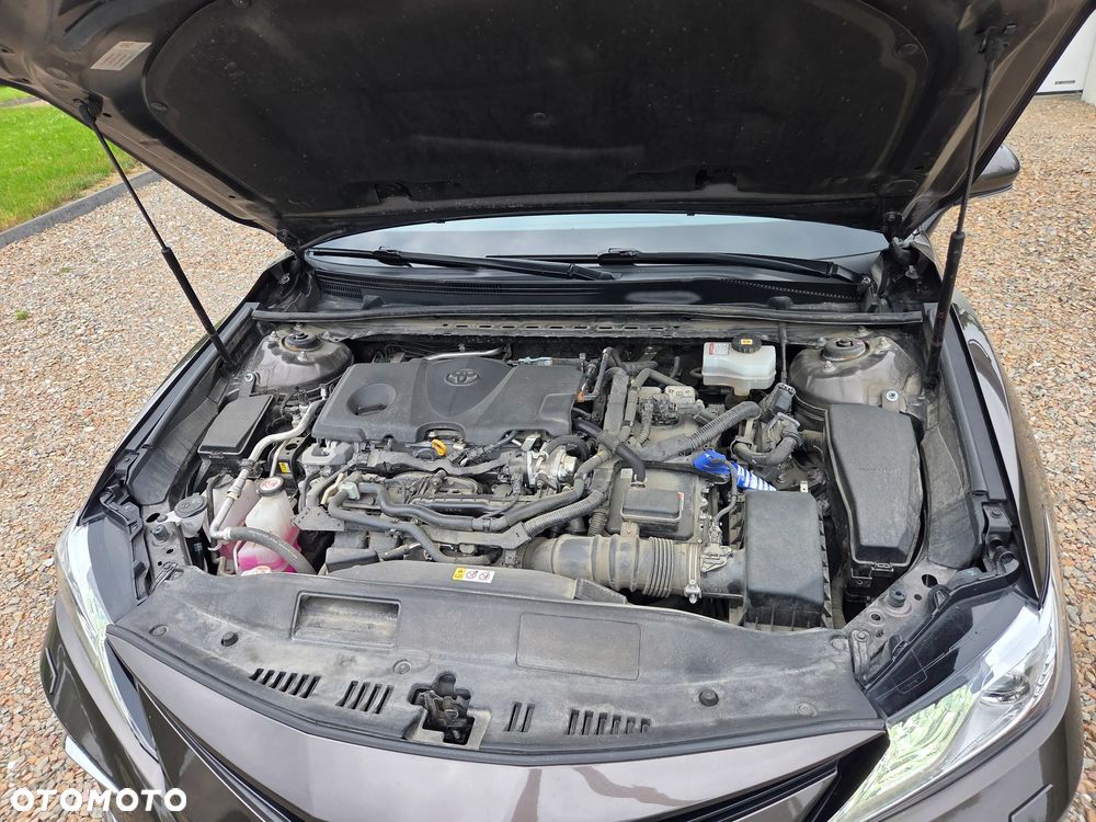 Toyota Camry 2.5 Hybrid Executive CVT - 14