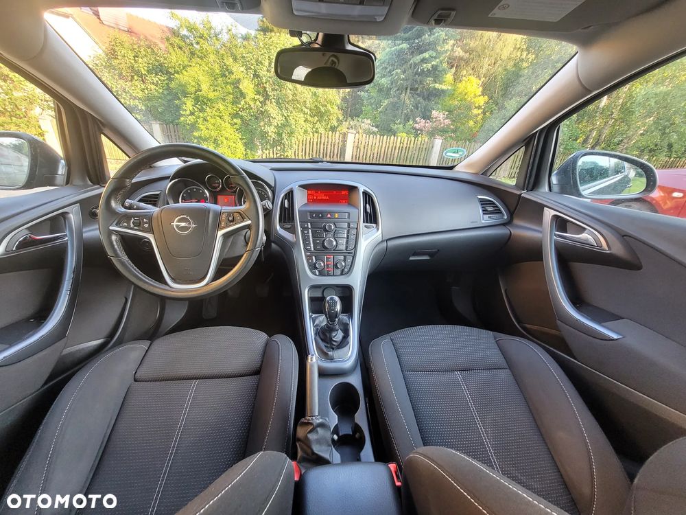Opel Astra 1.4 Turbo - 26