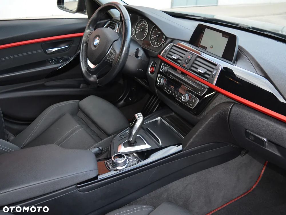 BMW Seria 3 318i Sport Line Shadow - 30